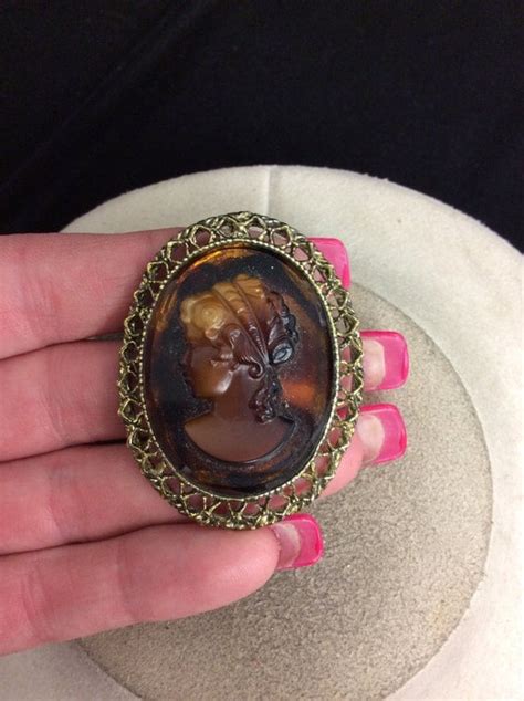 Vintage Brown Glass Cameo Pinpendant By Lehightongold On Etsy