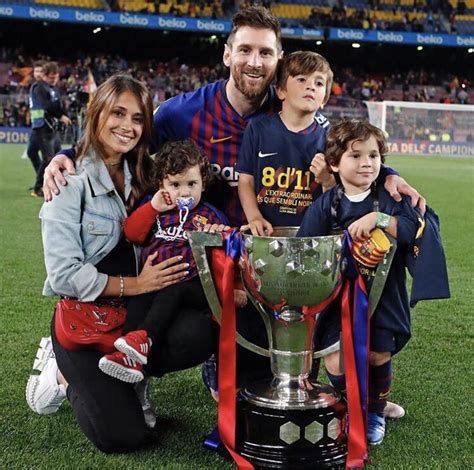 Messi Kids World Cup 2018 Who Are Lionel Messis Wife Antonella