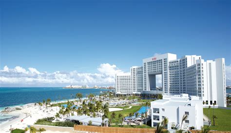 Disfruta De Todo Lo Que Ofrece Cancún En El Hotel Riu Palace Peninsula