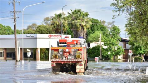 Nsw Floods Forbes Told To Evacuate Major Flood Alerts Issued As