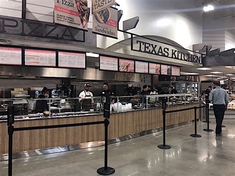 In 2019 it decreased to an estimated 22,831. Market Street Grand Opening, Mansfield, Texas, May 25 ...