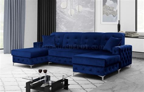 4 throw pillows (linear, striped or pattern). Verso Large W114 Sectional Sofa - Blue - Skyler Design