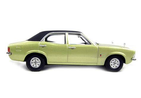 Corgi Va10303c Ford Cortina Mkiii 1600l Fern Green