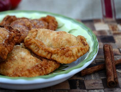 I've got simple step by step photos to help you through the entire process. mama makes from scratch: fried apple pies