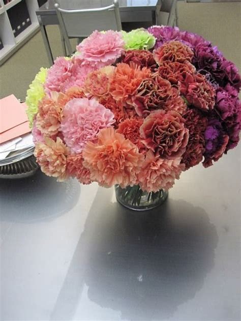 This Is How You Arrange Carnations Flower Arrangements Floral