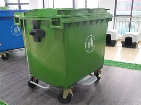 Large Plastic Waste Bins With Wheels Mobile Trash Bin Garbage Bin