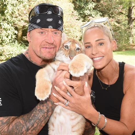 A Look At Michelle McCool The Lady Behind WWE Legend The Undertaker