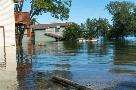 If you don't have a flood insurance policy, it's important to consider how one might help. Talking To Your Clients About Flood Insurance - Quantum Alliance