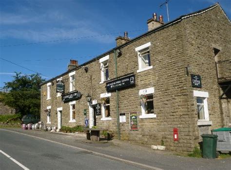 It is a stone's throw from queensway. The Station Inn - The Pub, Ingleton - Restaurant Reviews ...