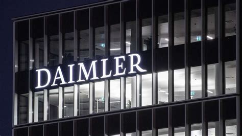 Stuttgart Kurzarbeit Ende bei Daimler in Sicht Produktion läuft