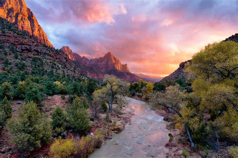 Valley Views Zion National Park Zion Canyon The Great White Throne