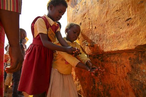 School Enrollment Rates For Girls In Malawi The Borgen Project