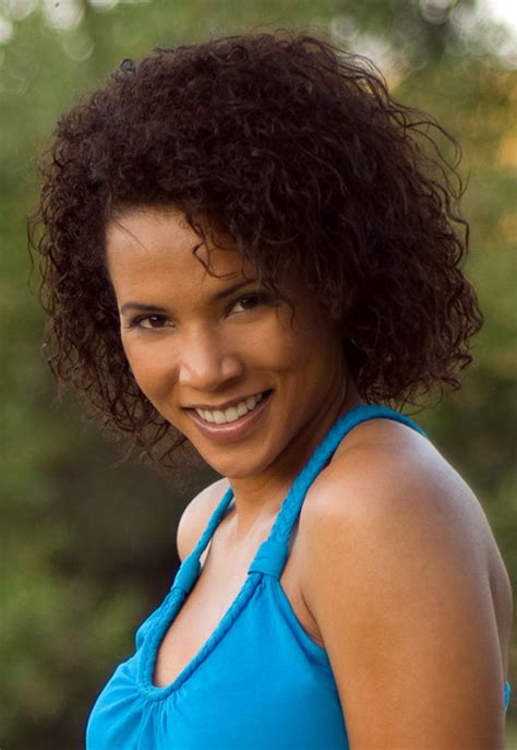 26 Most Delightful Hairstyles For Short Curly Hair