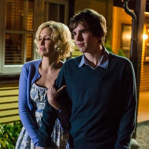 Bates Motel Premiere Recap And Review Season 4 Episode 1 A Danger To