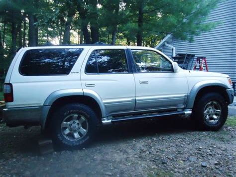 Just a short video of the '96 4runner sr5. Buy used 1996 Toyota 4Runner Limited Sport Utility 4-Door ...