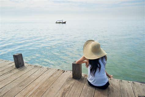 Traveling Alone: 10 Relaxing Solo Vacations For New Divorcees | HuffPost