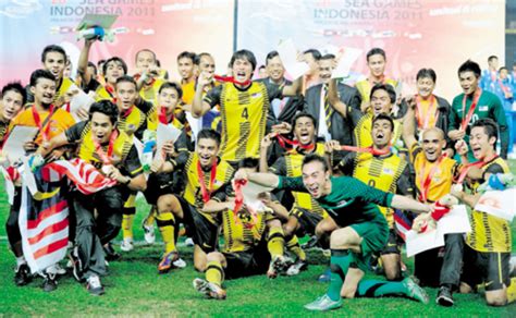 Safawi rasid aset bola sepak negara 19 ogos 2018. SUKSES 5S: SYABAS MALAYSIA - Juarai Emas Bola Sepak Sukan ...