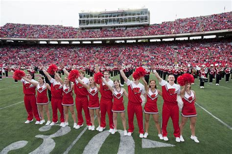 Badger Spirit Squad At A Uw Football Game Football Games Wisconsin
