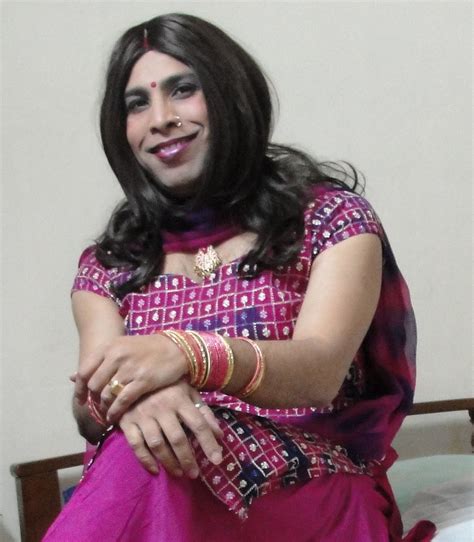 Indian Crossdressers Men In Drag Crossdresser With Sexy Nose Ring Saree Crossdresser