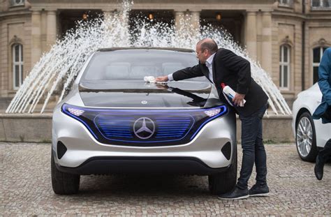 E Mobilitäts Streit Schicksalsfrage für Daimler Arbeitnehmer Wirtschaft