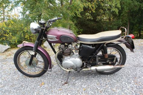 This bike has some of the speed kit, dual carburetors and rear sets, foot pegs that are mounted rearward for racing. 1963 Triumph T100 SS T 100 500 cc Tiger Twin Motorcycle ...