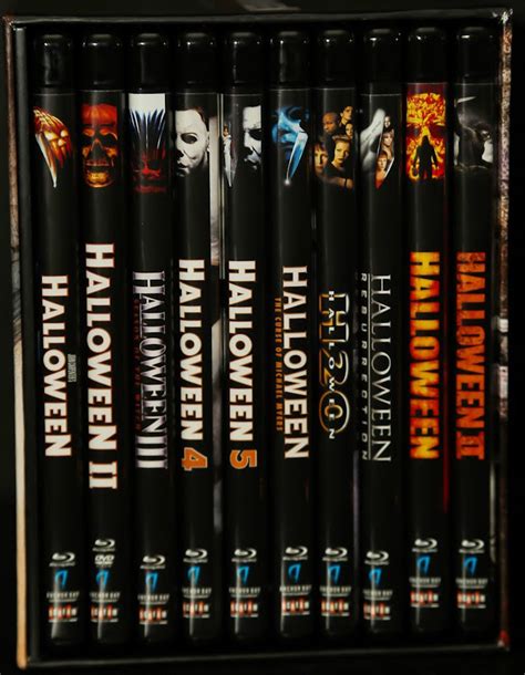 In john carpenter's horror classic, a psychotic murderer, institutionalized since childhood for the murder of his sister. Bonus Disc: Halloween: The Complete Collection (2014) Blu ...