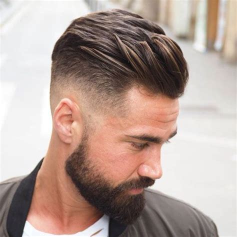 Its reddish undertones help add warmth to your face. 23 Best Men's Hair Highlights (2021 Styles) | Men hair ...