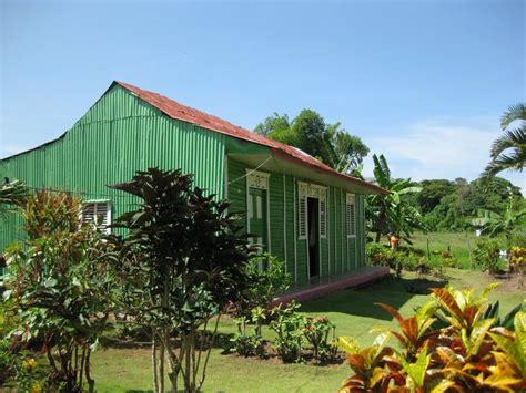 Check spelling or type a new query. Typical Dominican house | Residential architect, House ...