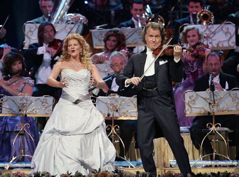 Wird die ehe zwischen musiker andré rieu aus die niederlande und seiner aktuelle. Panis Angelicus - André Rieu: In Love with Maastricht - an ...