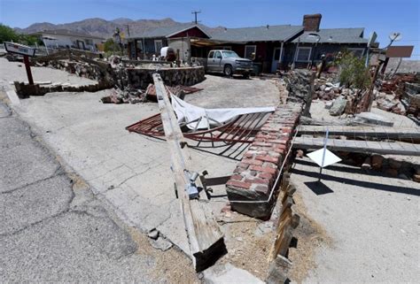 Gov Newsom Visits Ridgecrest After Declaring State Of Emergency After 2 Major Earthquakes