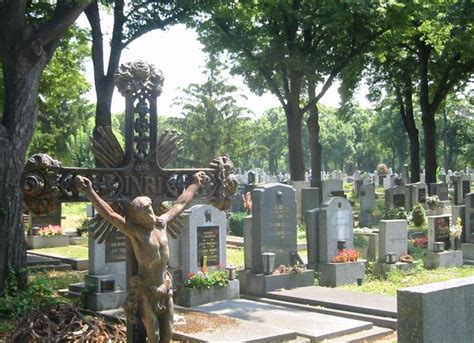 Central Cemetery Zentralfriedhof Vienna Times Of India Travel