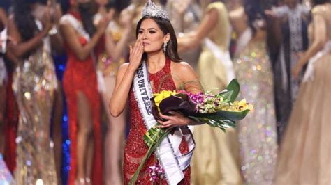 Mexico, Andrea Mesa, crowned Miss Universe 2021 - Telemundo Miami (51)