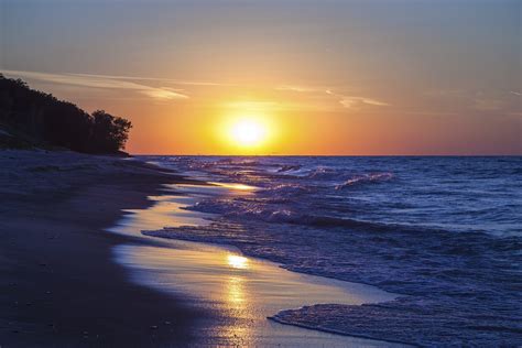 Body Of Water Beach Sunlight Lake Michigan Sunset Hd Wallpaper