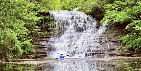 Discover Hidden Waterfalls Along Lake Cumberland In Kentucky