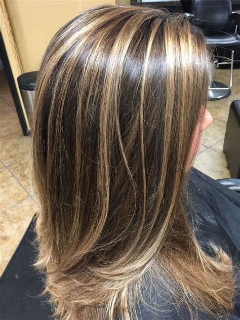 Brunette Hair With Highlights Brown Hair With Blonde Highlights Brunette Hair Color Chunky