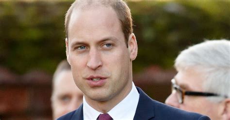 Prince william arthur philip louis was born on june 21, 1982 to prince charles and princess diana, prince and princess of wales. Prinz William: Haare ab! Dieser Look sieht super aus ...