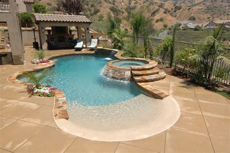 30 Perfect Backyard Home Design Ideas With Swimming Pool Backyard Beach Beach Entry Pool