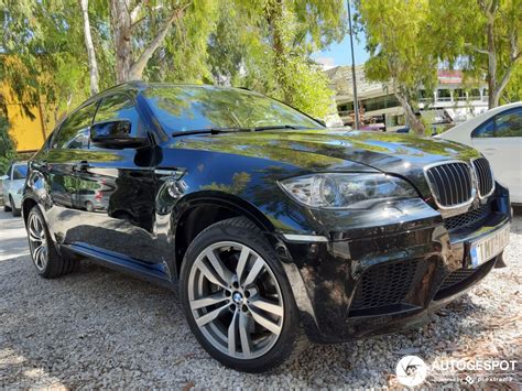 It's still not outright pretty, but it's not the hideous monstrosity it started out as either. BMW X6 M E71 - 25 August 2019 - Autogespot