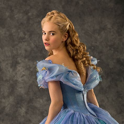 Heres Exactly How To Be The Lily James Version Of Cinderella For Halloween