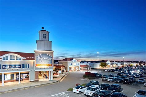 Wrentham Premium Outlets Store Listing