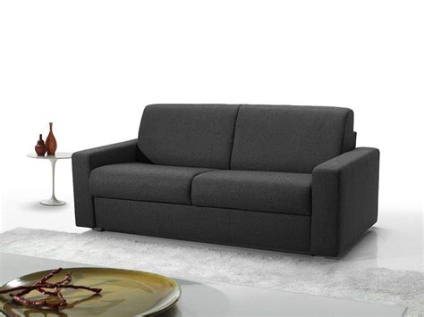 Vendo per sostituzione con modello elettrico. Divano letto a 3 posti Dream