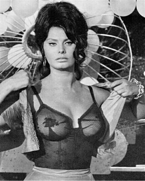 Pin By Hjl C On Sophia Loren Sophia Loren Images Sofia Loren Sophia