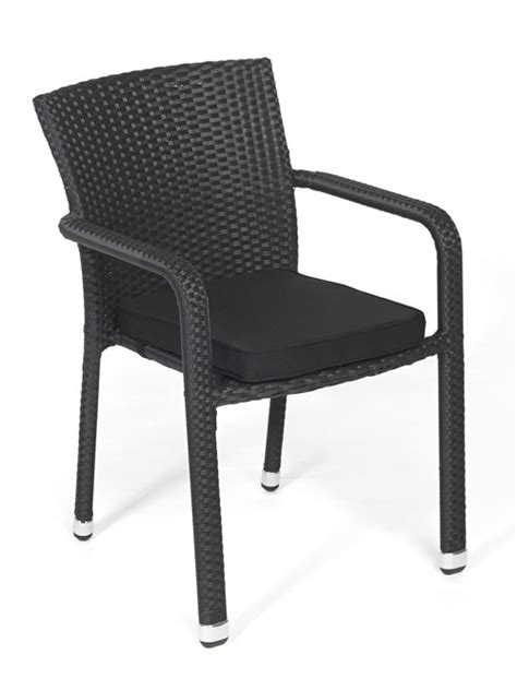 Dieser gartenstuhl aus massivem tannenholz hat ein stabiles gestell und ist langlebig, pflegeleicht und wetterbeständig. Orlando Rattan Stuhl - Rattan Gartenmöbel - Polsterbezüge ...