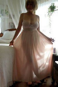 Milf Sex Pics She Sells Antique Nightgowns Mmm
