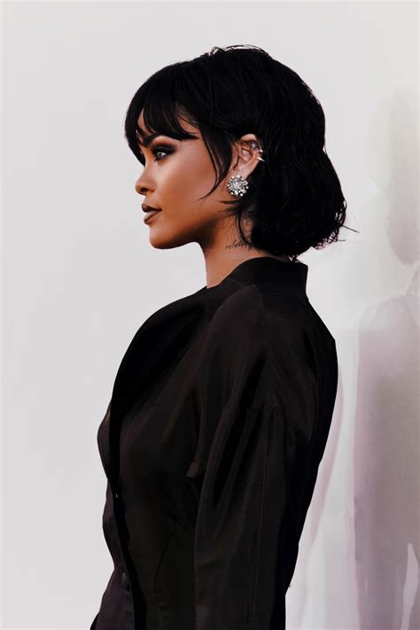 Side Blog With Images Rihanna Looks Rihanna Celebrity Hairstyles