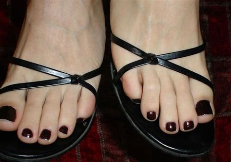 Close Up Toes I Need Your Comments And Support Ms Footlover Flickr