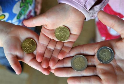 Taschengeld Wie Man Kindern Den Umgang Mit Geld Beibringt