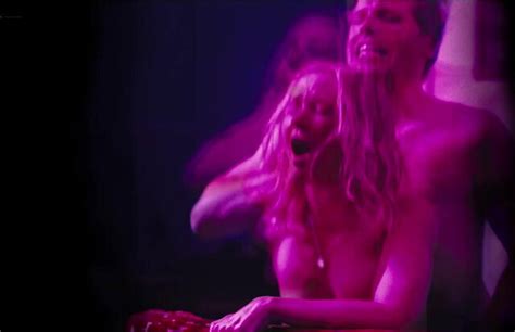 Nude Video Celebs Katelyn Pearce Nude Amber Paul Nude Jillian Mueller Nude Porno