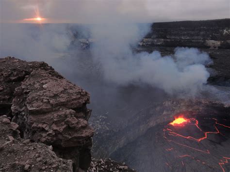 Crater Volcano Multimedia Lava Mount Everest Hawaii Mountains
