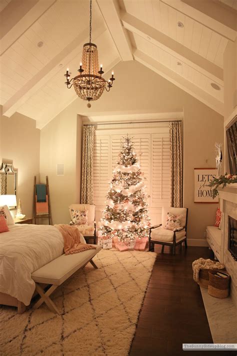 Master Bedroom Christmas Decor The Sunny Side Up Blog